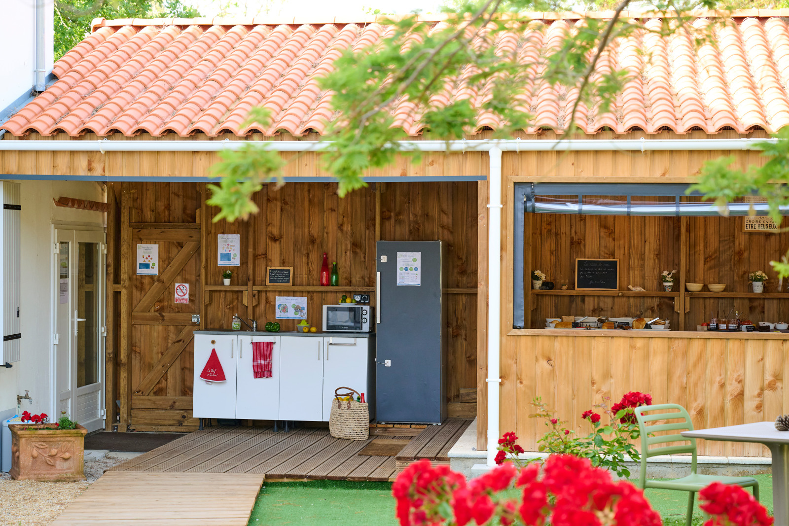 Profitez de la cuisine partagée de la Maison Esperanza en Vendée sur l'Ile de Noirmoutier